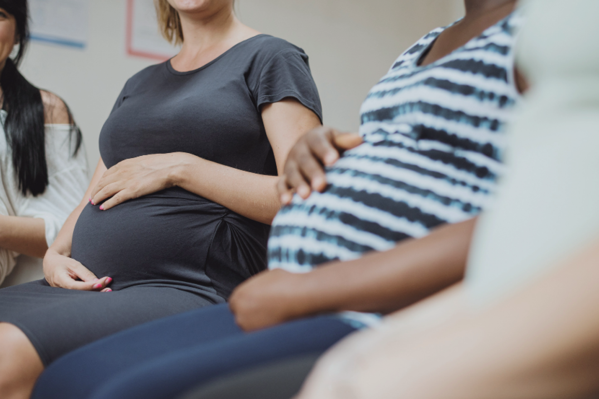 Le COE publie le rapport sur la situation des femmes de New York en 2025, appelant &agrave; un investissement structurel en faveur de l'&eacute;galit&eacute; des sexes