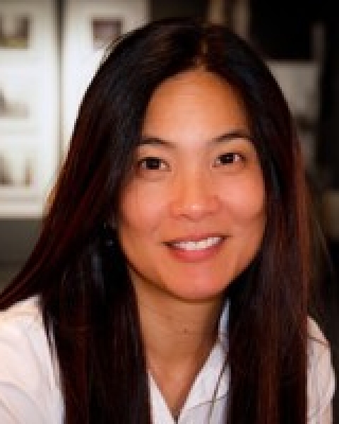 Jeanny Pak